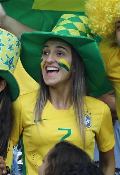 リオ女 写真特集 ブーイング浴びた 美しすぎるｇｋ 五輪彩るサッカー界の美女 産経ニュース