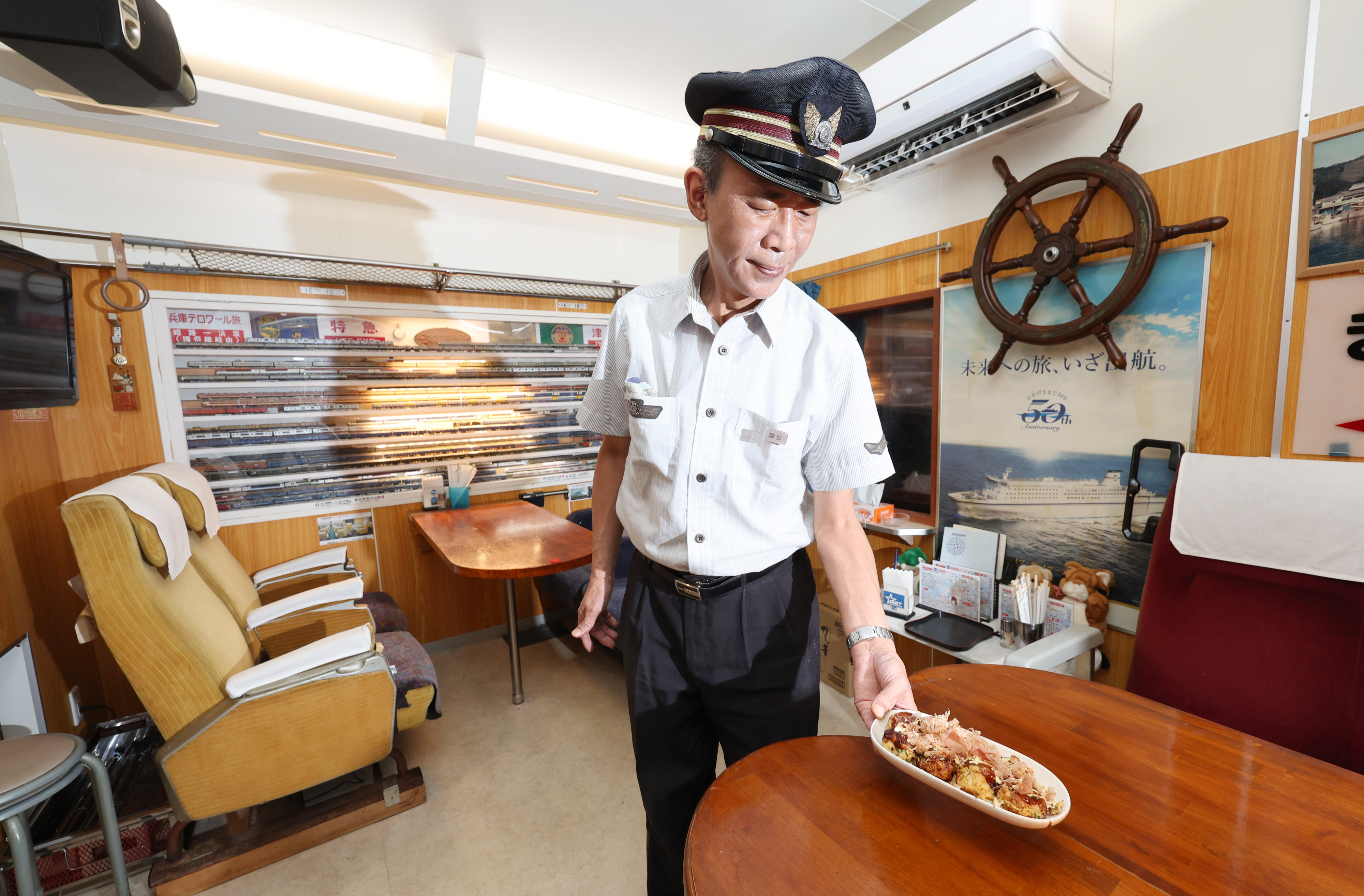 北斗星食堂車ランプTAKA 寝台特急 北斗星 食堂車 同型 テーブルランプ - メルカリ