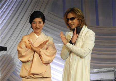 ｙｏｓｈｉｋｉ ヒョウ柄ジャケットを２７５万円で落札したのは白鵬夫人 サンスポ