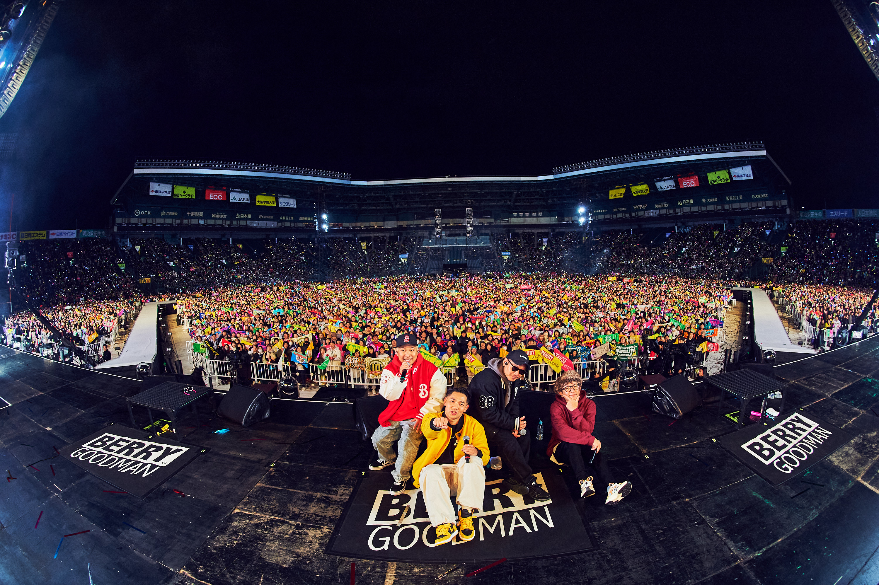 ベリーグッドマン 10周年 甲子園 ライブ ユニフォーム 3枚 3色 セット Z3FNVCVLOJMKFLQWE3QK72ROEA.jpg