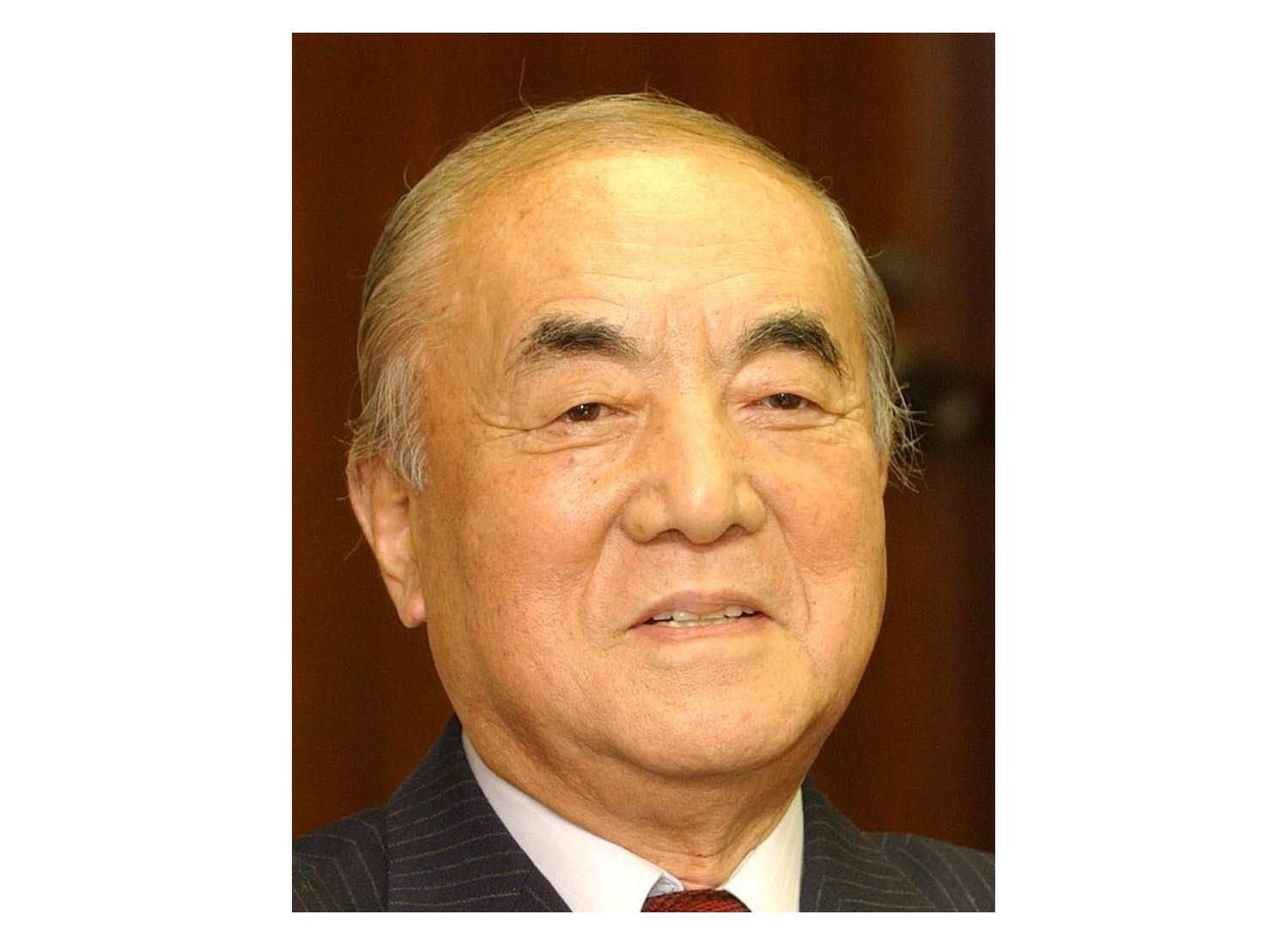 中曽根氏に従一位、大勲位菊花章頸飾を授与 - 産経ニュース