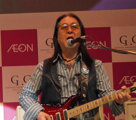 故浅野孝已氏(GODIEGO)ご自身がご使用されていたギターです