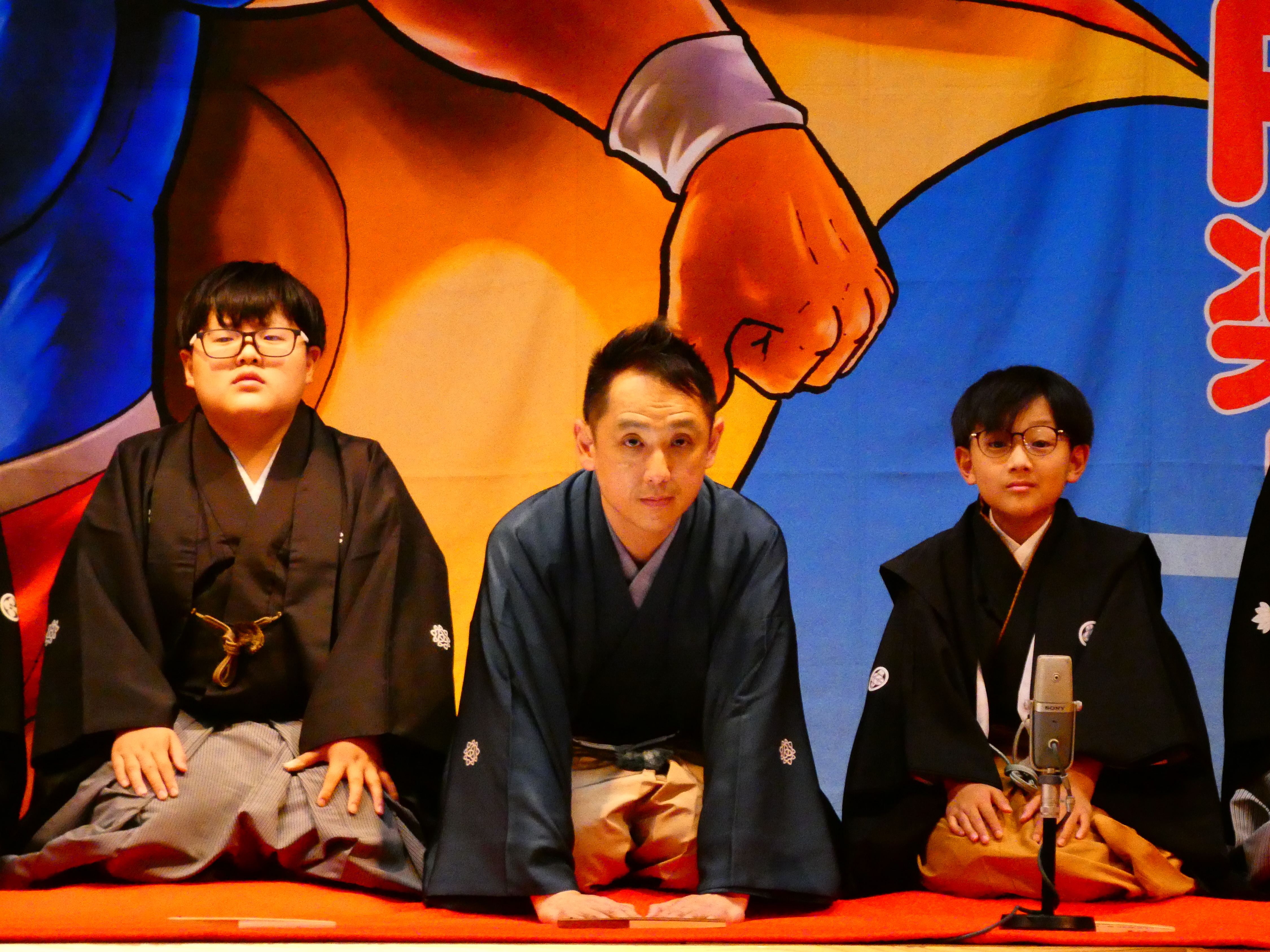 七代目三遊亭円楽「心臓に悪い」 長男、さと坊と次男、こじ坊が寄席