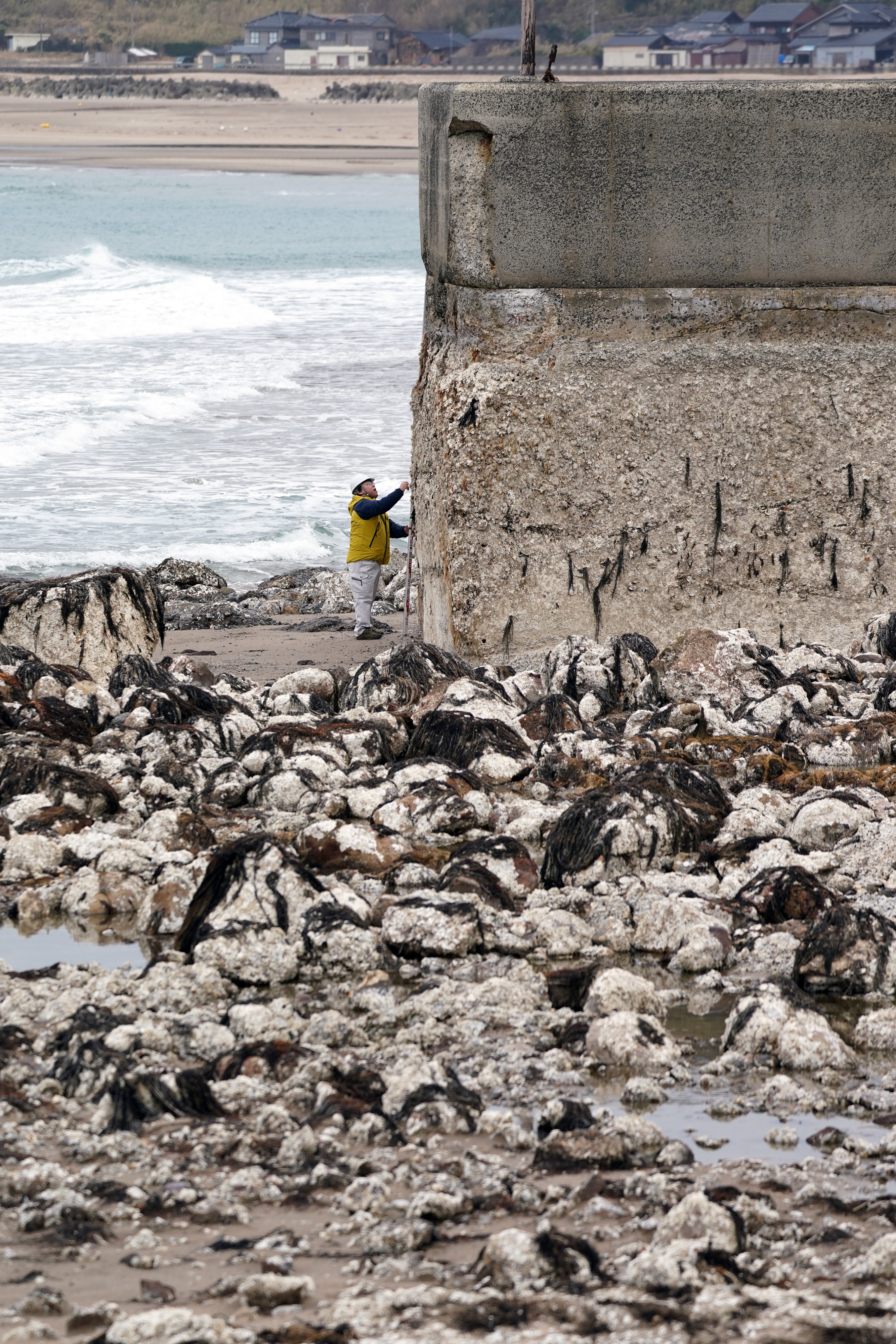 能登半島地震で地盤隆起、5～6分で海水引く 気象庁が石川・珠洲の