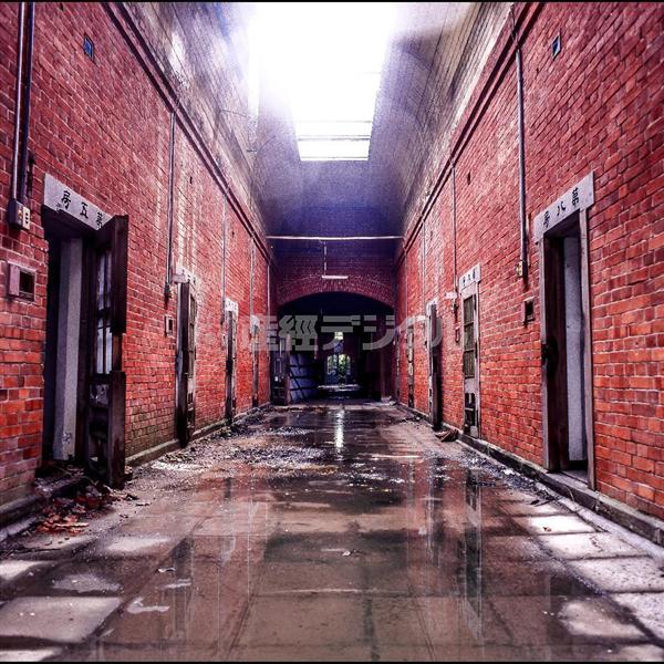 写真集チラ見せ 不気味に朽ち果てた建造物に人はなぜ惹かれるのか 妖しい魅力を存分に 美しい日本の廃墟 1 2ページ 産経ニュース