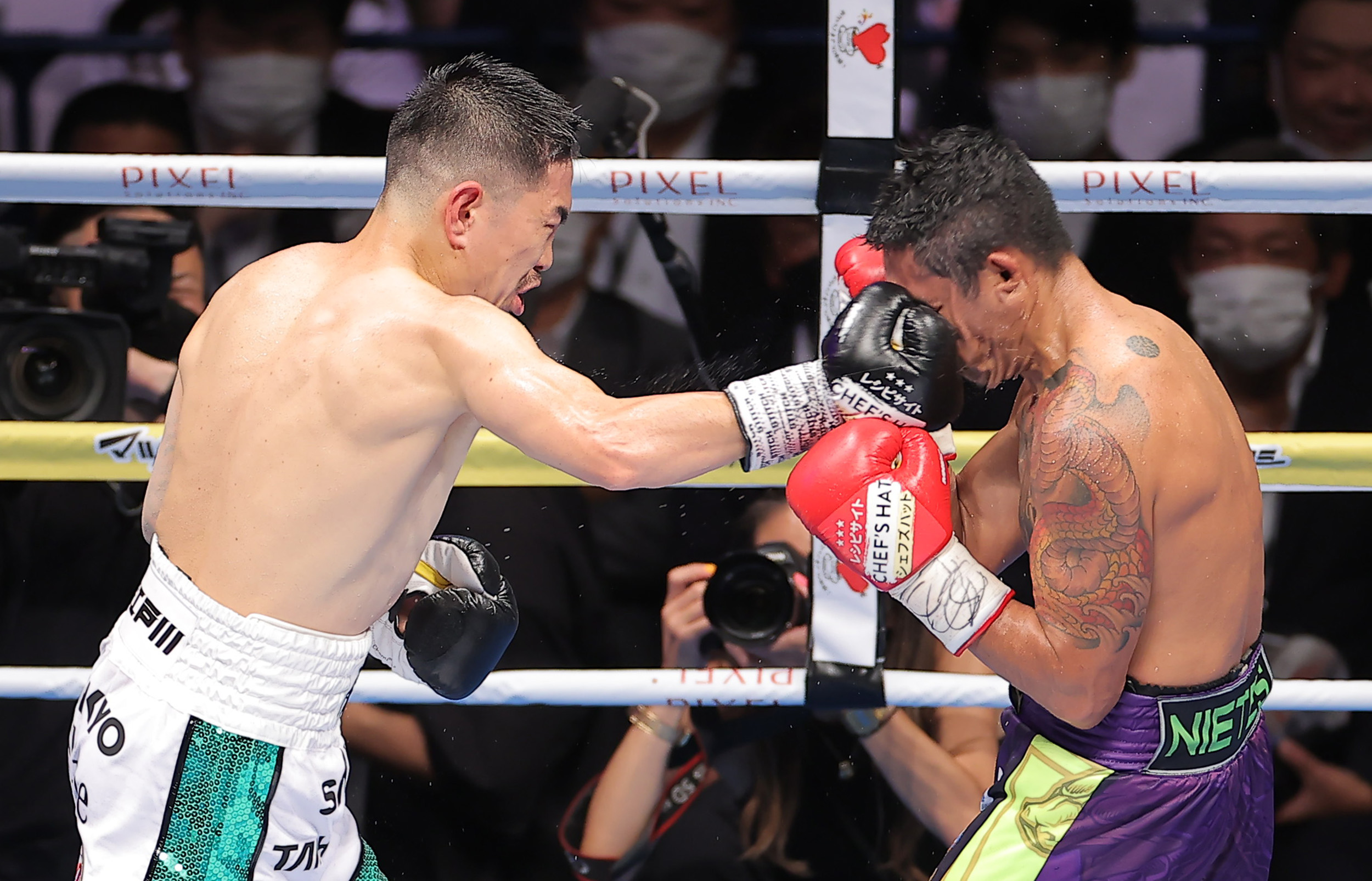 井岡一翔 リベンジ ｖ５ 日本選手初世界戦２０勝 マカオの悪夢から３年７カ月 因縁ニエテス粉砕 ボクシング 1 2ページ サンスポ