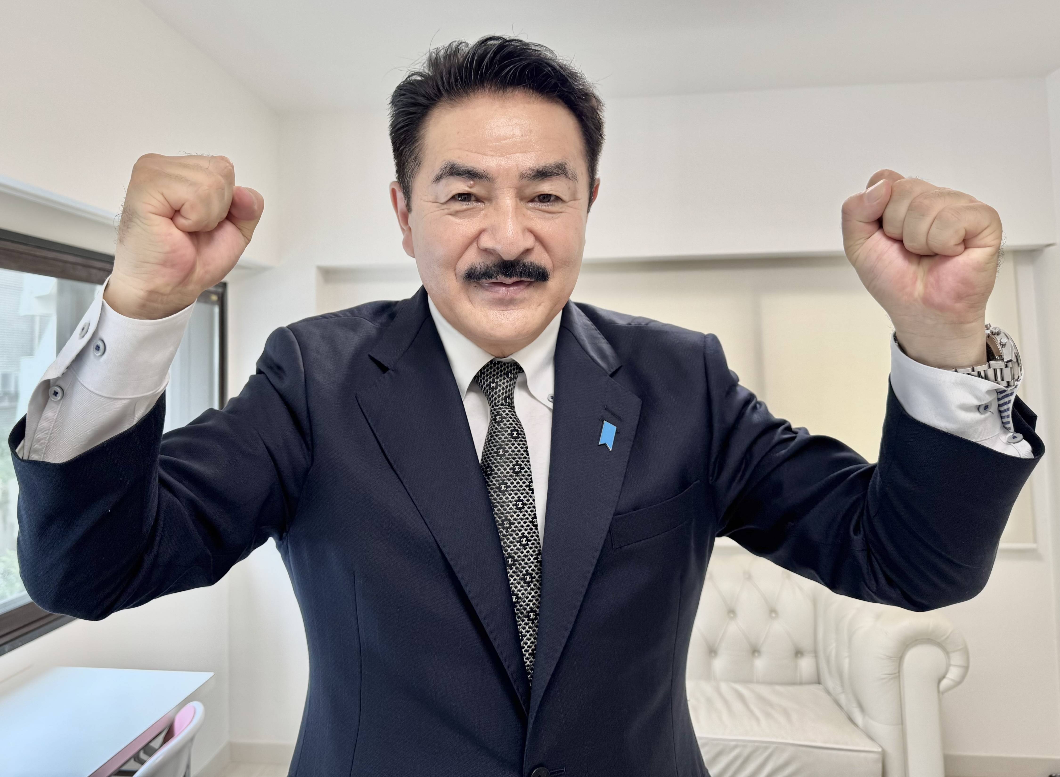ヒゲの隊長〟佐藤正久氏、1日付で芸能事務所FIRST AGENT所属「政治に