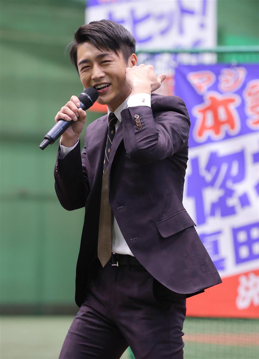 燕党 真田ナオキ つば九郎に完敗も新曲ヒットの予カ ン ２０レコ大最優秀新人賞の３１歳は元 少年野球日本選抜 サンスポ