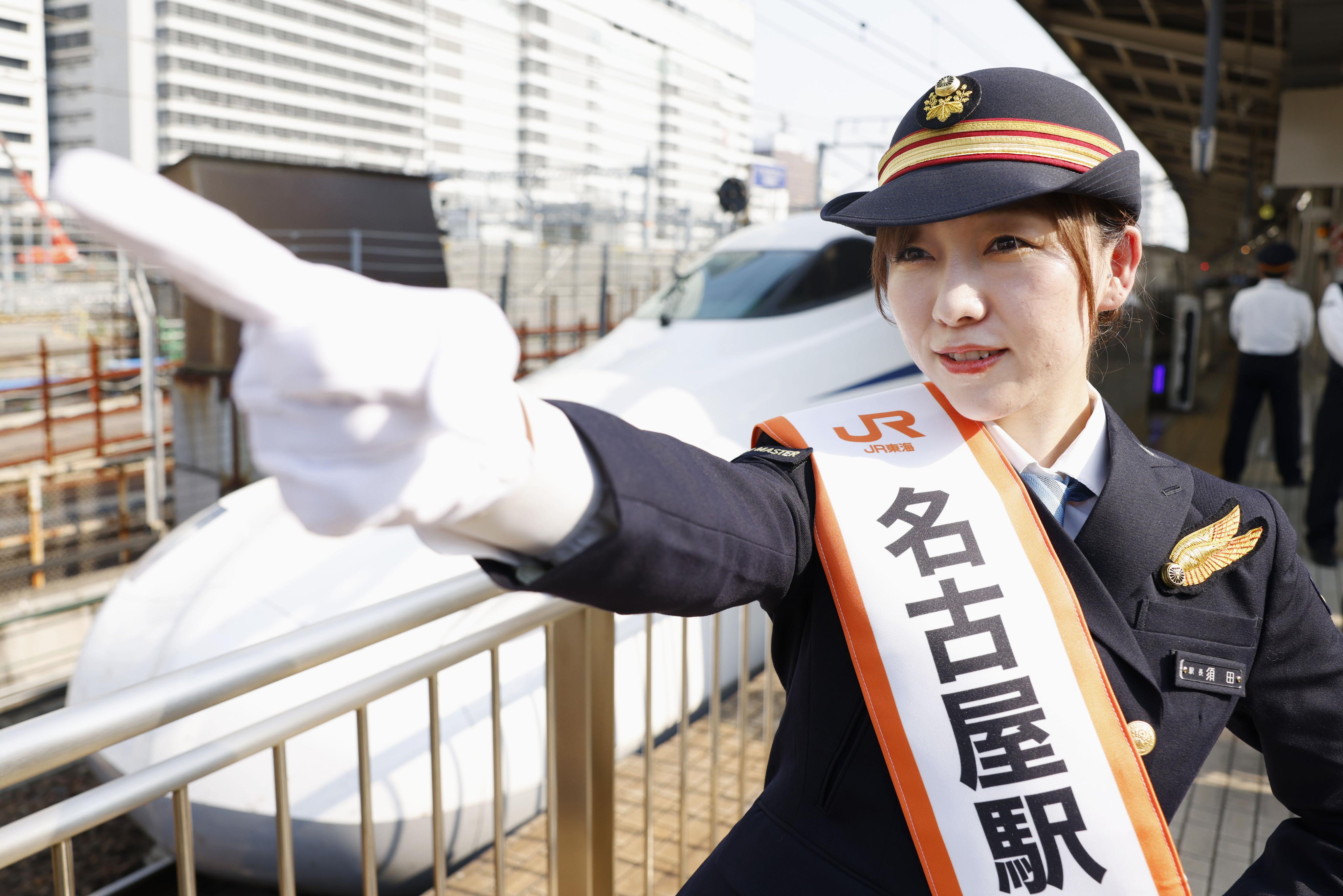 SKE須田さん一日駅長 卒業前にJR名古屋駅 - 産経ニュース