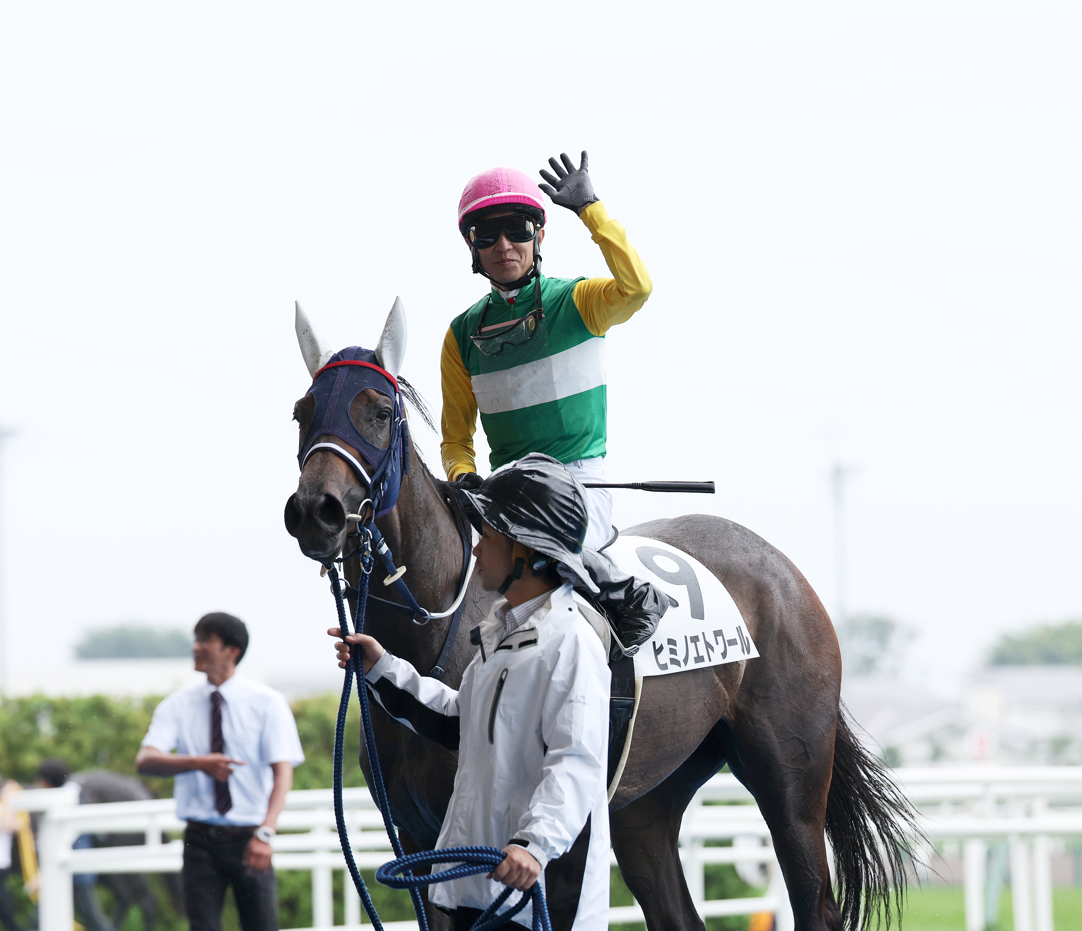 武豊騎手の国内外通算5000勝をジョッキー仲間が祝福！ M・デムーロ騎手