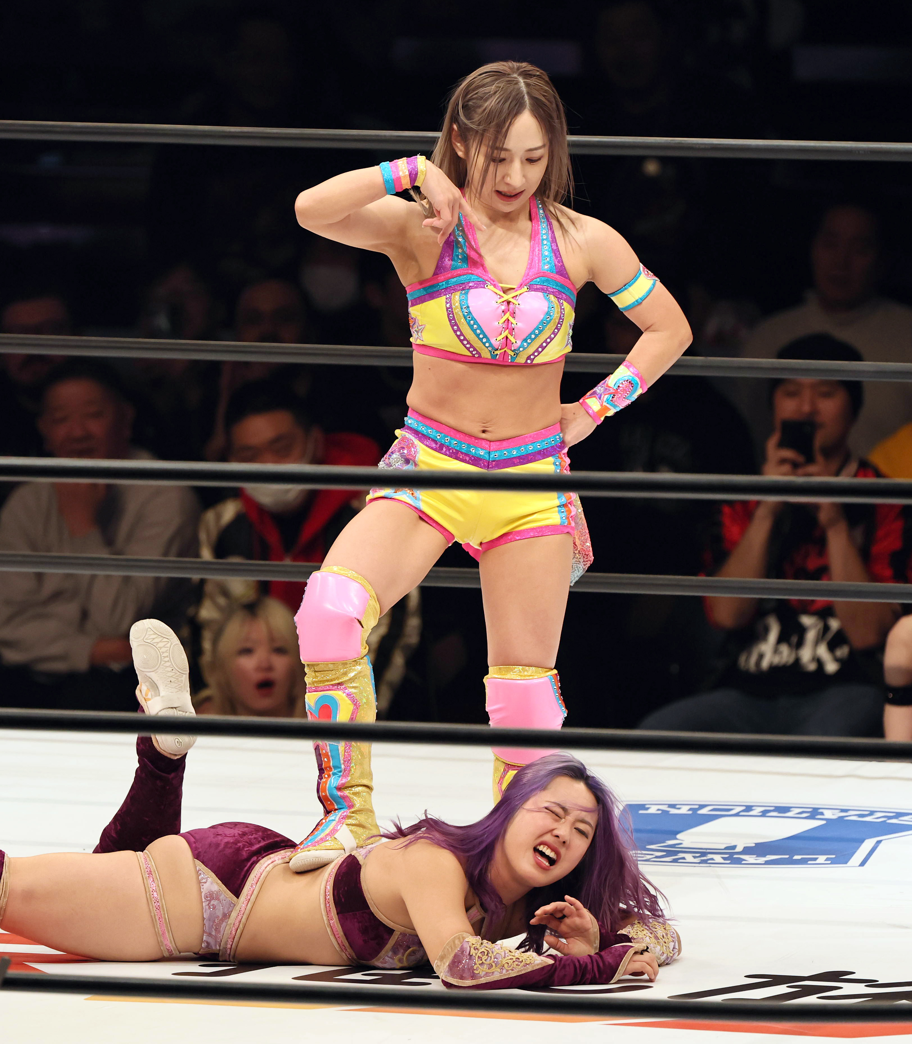 愛川 ゆず 季 プロレス