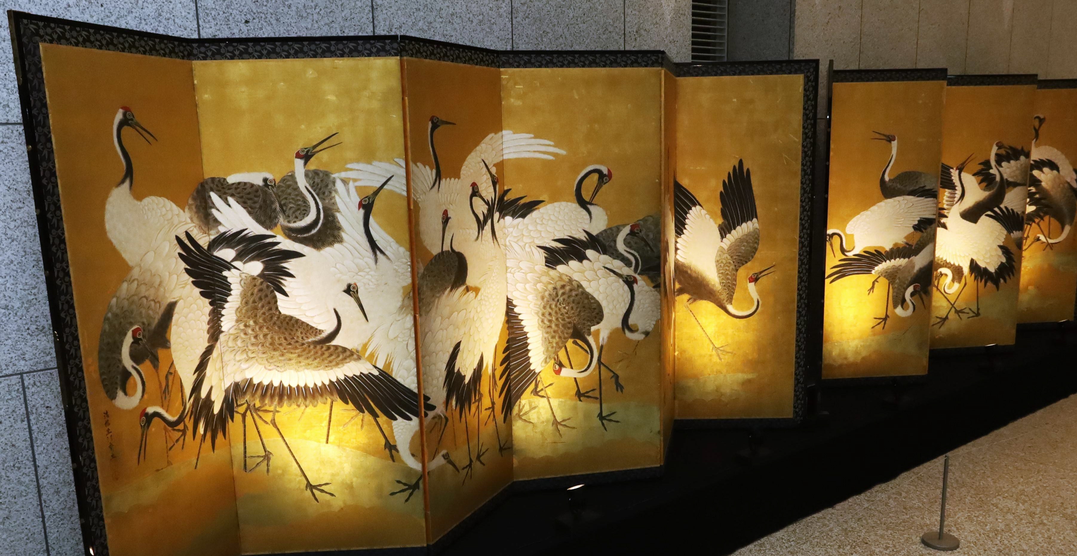 狩野派絵師・石田幽汀「群鶴図屛風」を高精細複製 兵庫県立歴史博物館