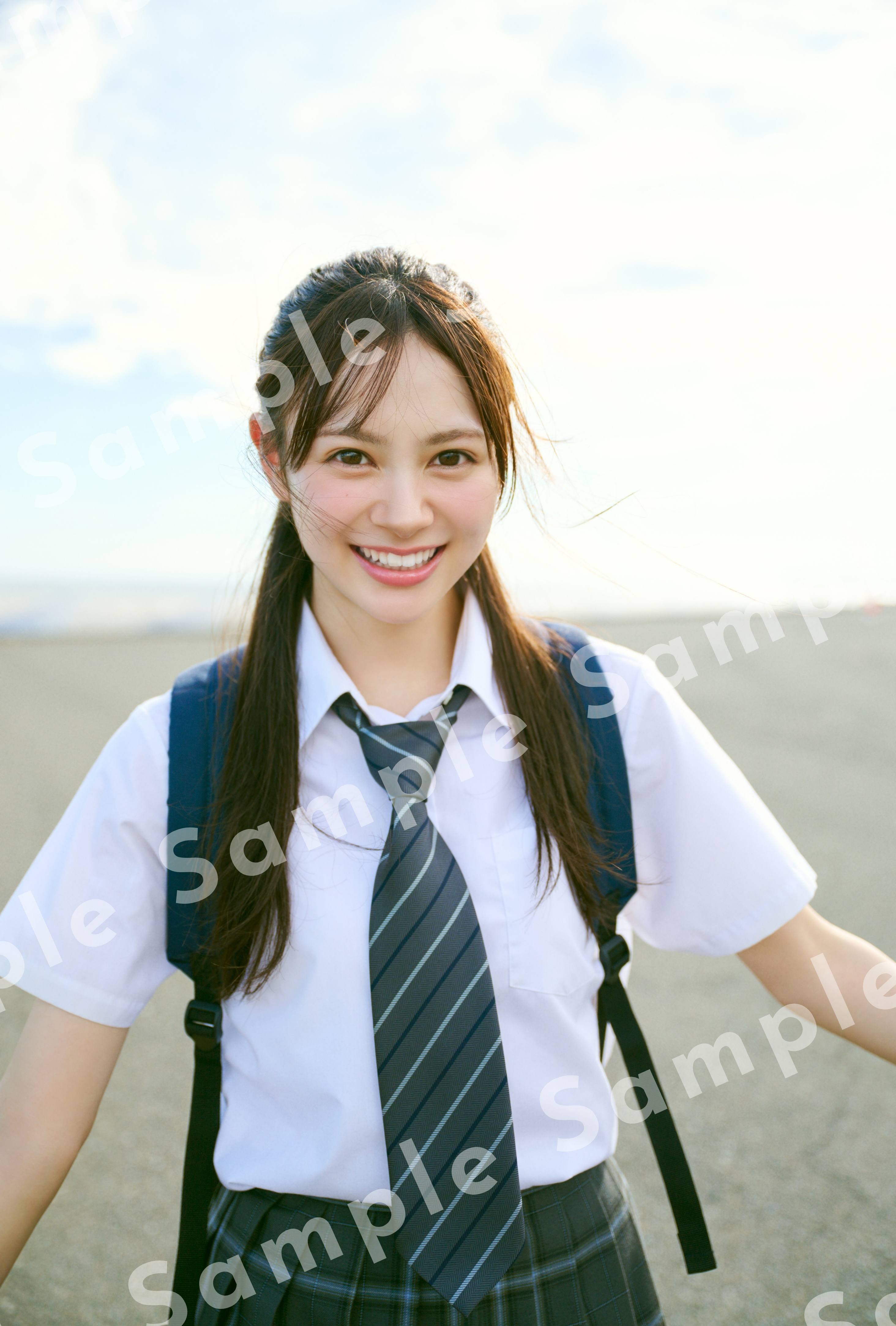 画像】AKB48注目研究生・伊藤百花、初フォトブックの特典生写真で三つ