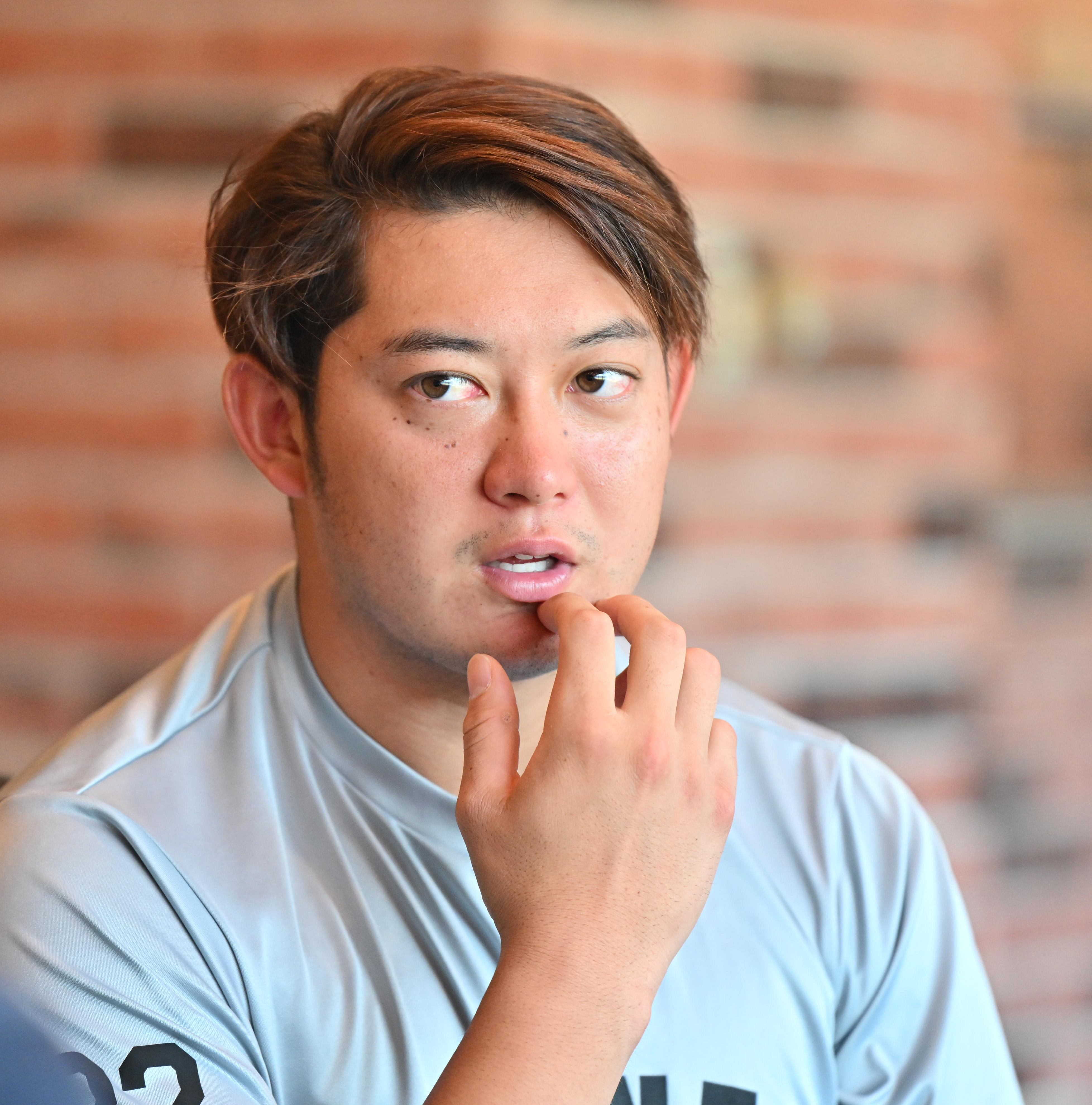 ロッテ佐藤選手&和田選手 佐藤都志也 - Wikipedia【佐藤都志也 T