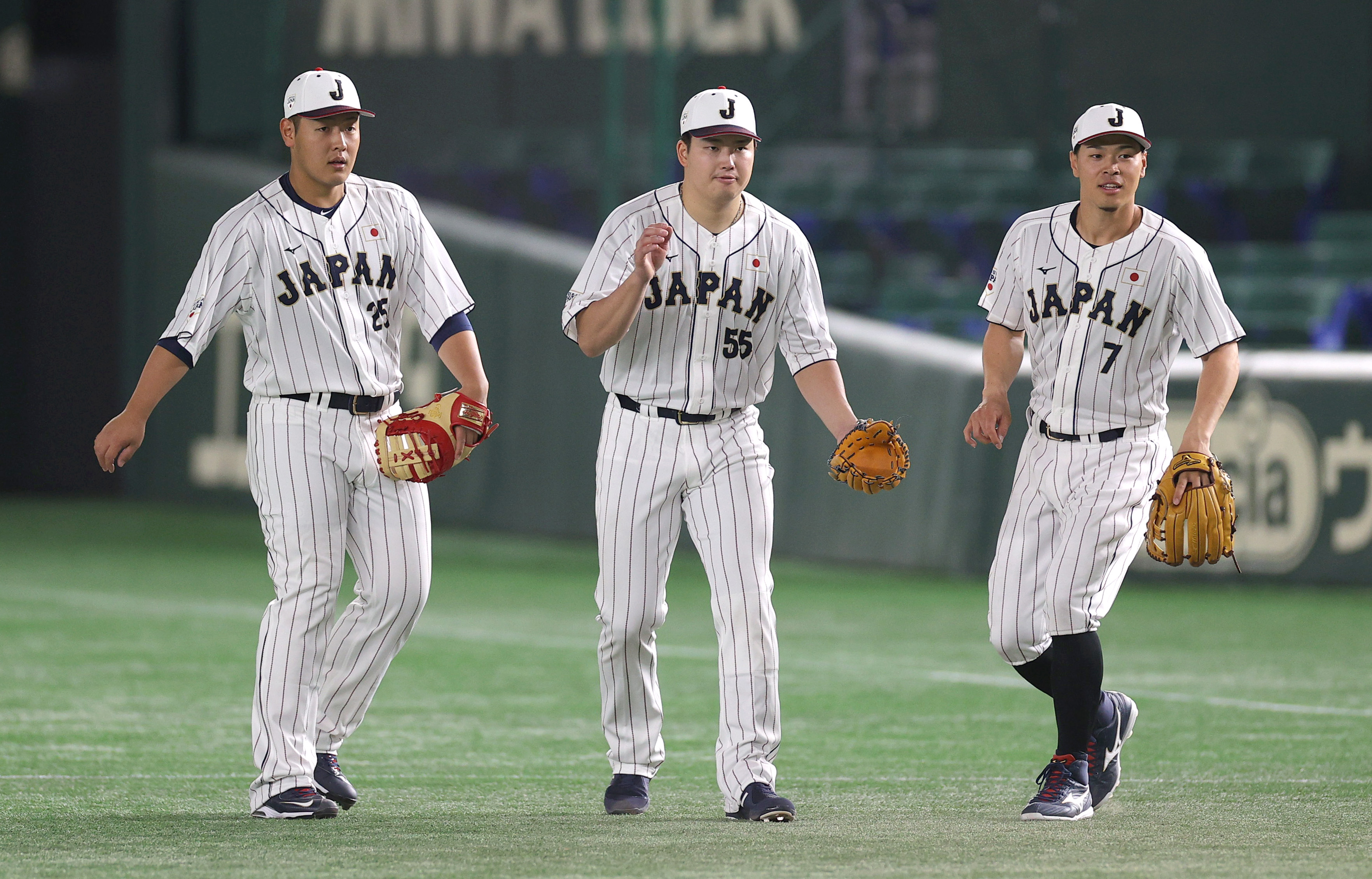 ヤクルト・村上宗隆、侍でも「村神様」 流行語大賞ノミネート