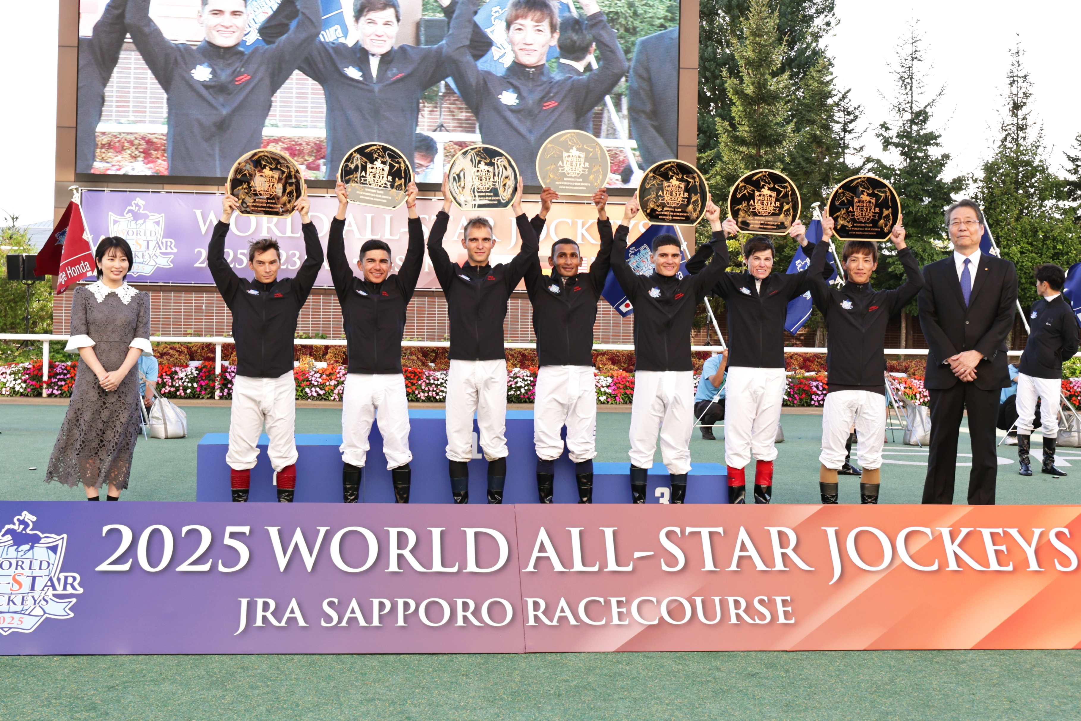 WASJ ワールドオールスタージョッキーズ　出場騎手応援カード　2026 ZPLHMD4RPFCR7IOFOWVOCHMUZE.jpg