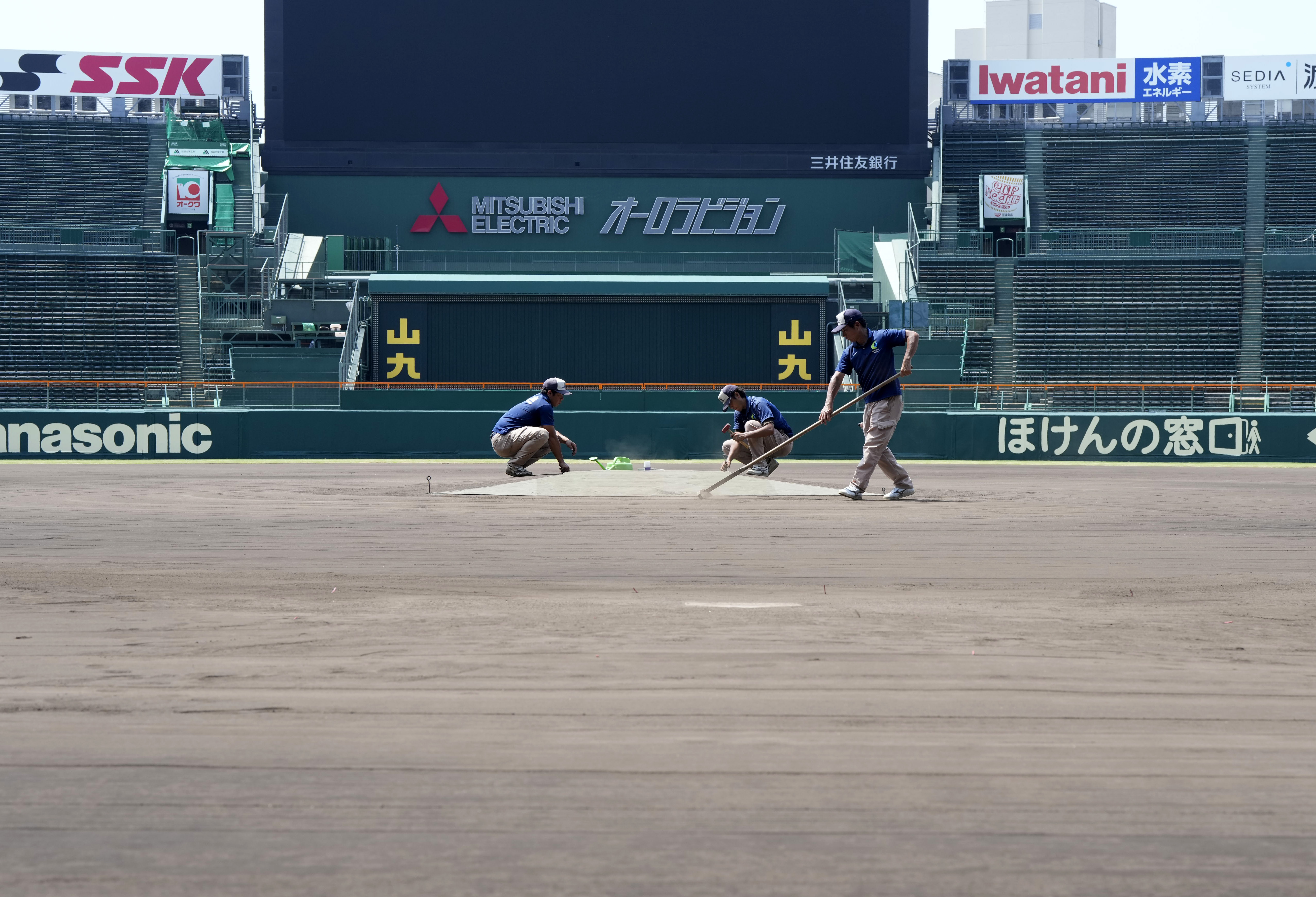 甲子園のドラマ生み出す阪神園芸の「神整備」 伝説グランドキーパー