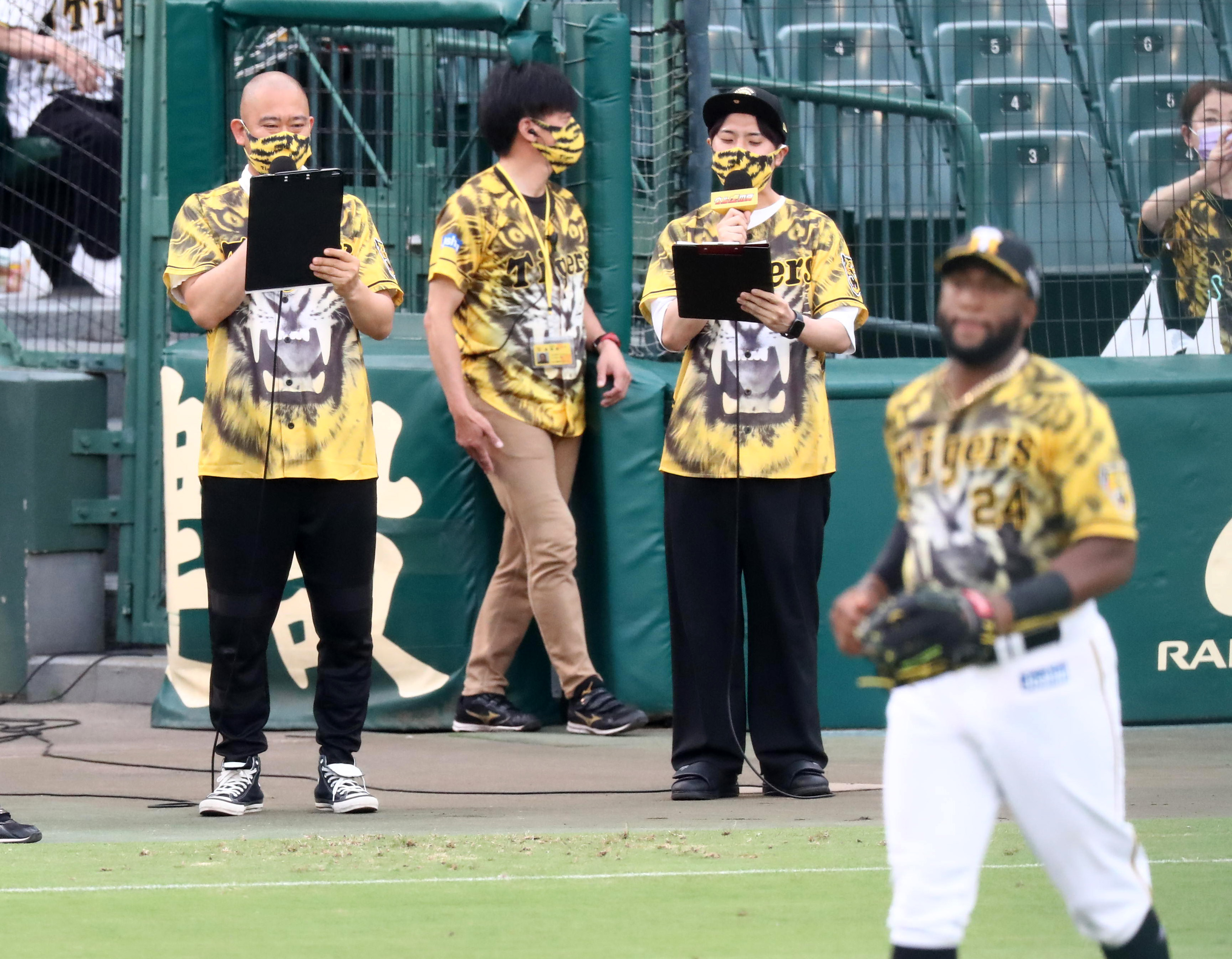 ナダル 甲子園で近大の後輩 佐藤輝に期待 飯に連れて行きたい ３割 ３０本 ３０盗塁 ウル虎の夏２０２１にコロチキが登場 イザ