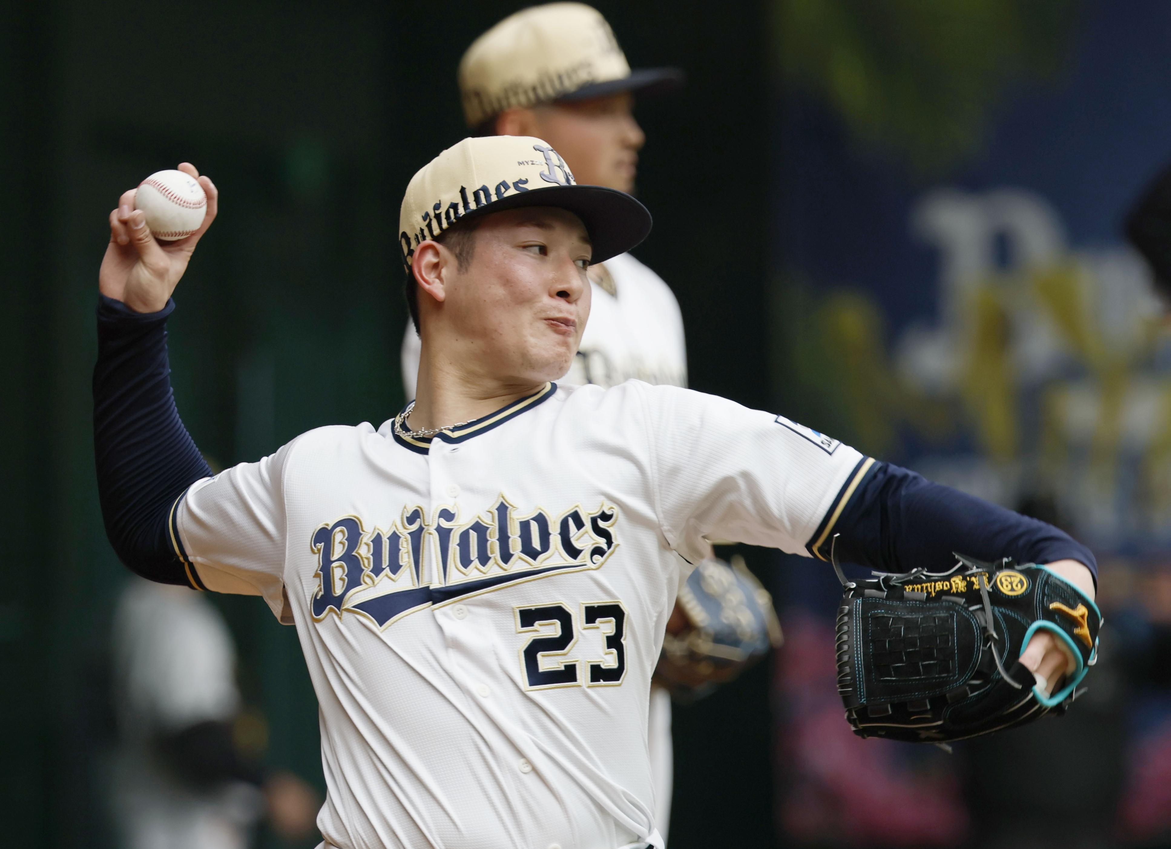 オリックス・吉田輝星、右肘検査のため帰阪 - サンスポ