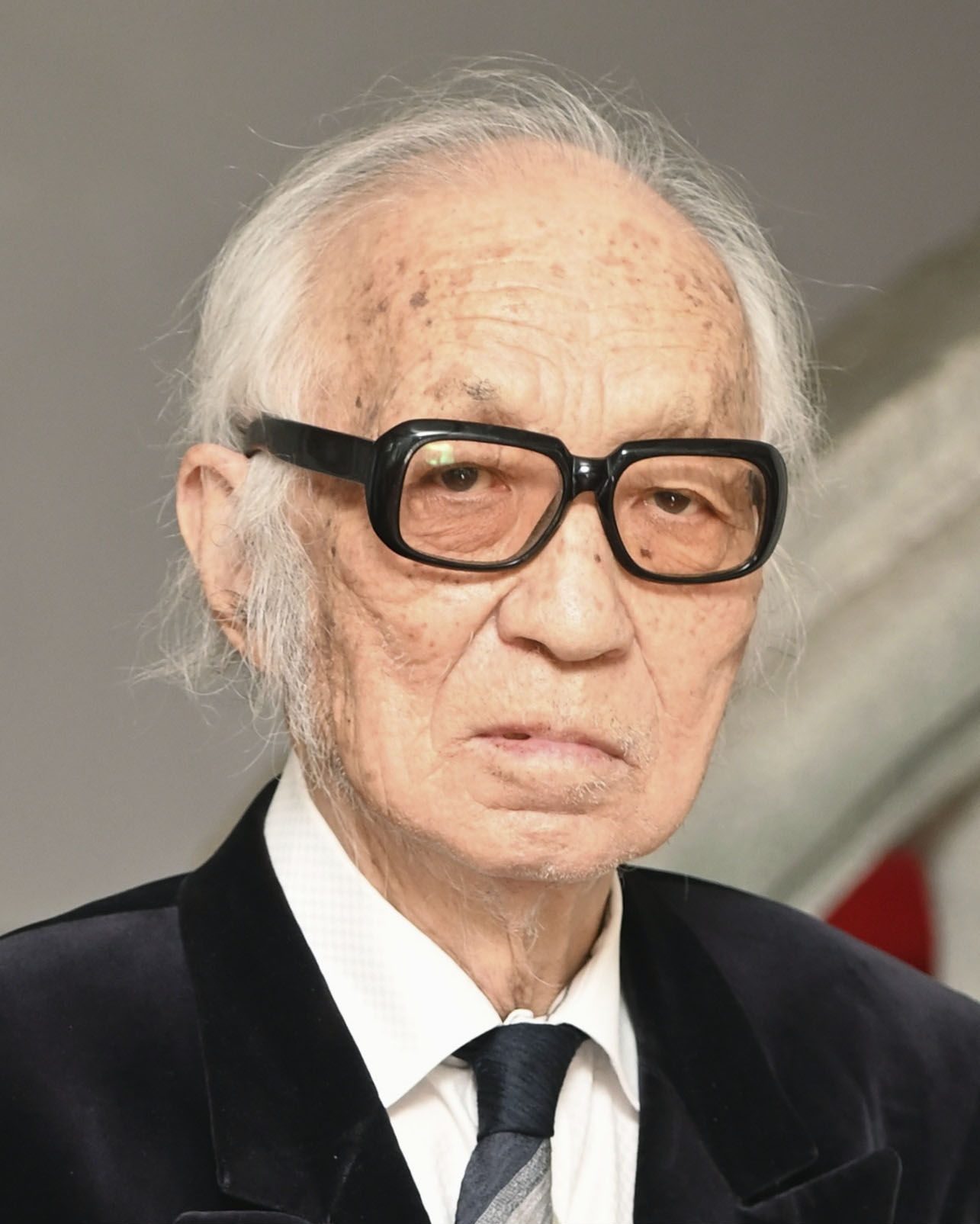 作家の宇能鴻一郎さん死去、90歳 「鯨神」で芥川賞受賞、「濡れて打つ」など官能小説も - 産経ニュース