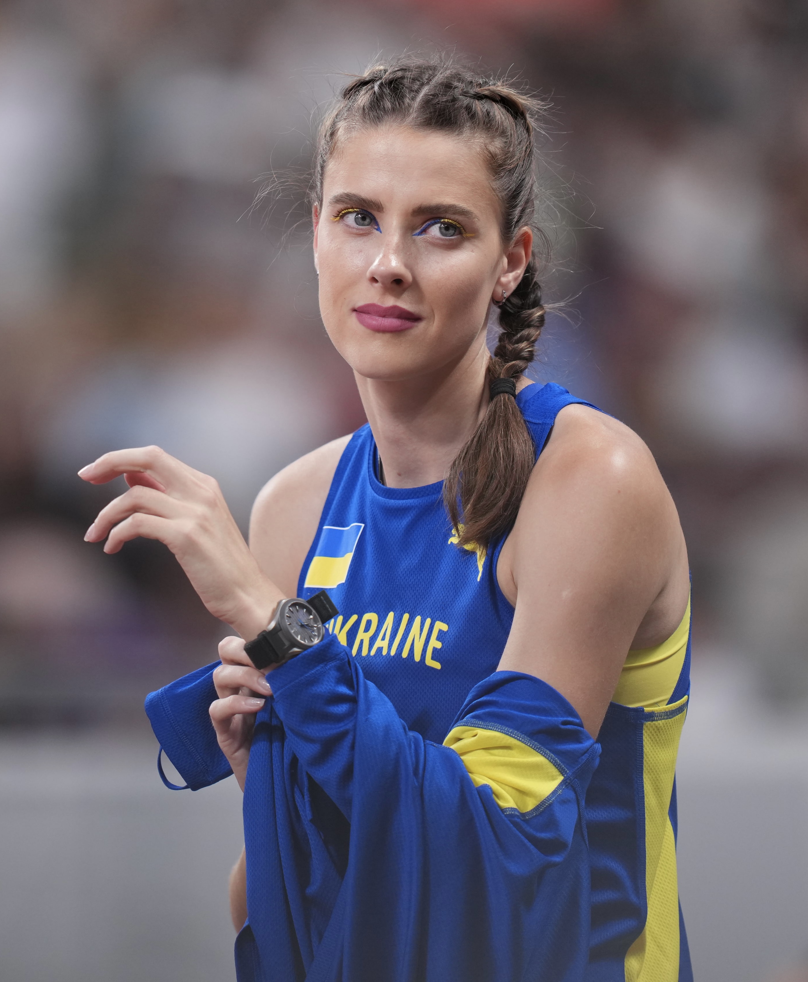 世界陸上　ヤロスラワ・マフチフ　直筆サイン入り色紙走り高跳び 眠れる森の美女 世界陸上 走り高跳び 眠れる森の美女 マフチフ 直筆サイン 証拠