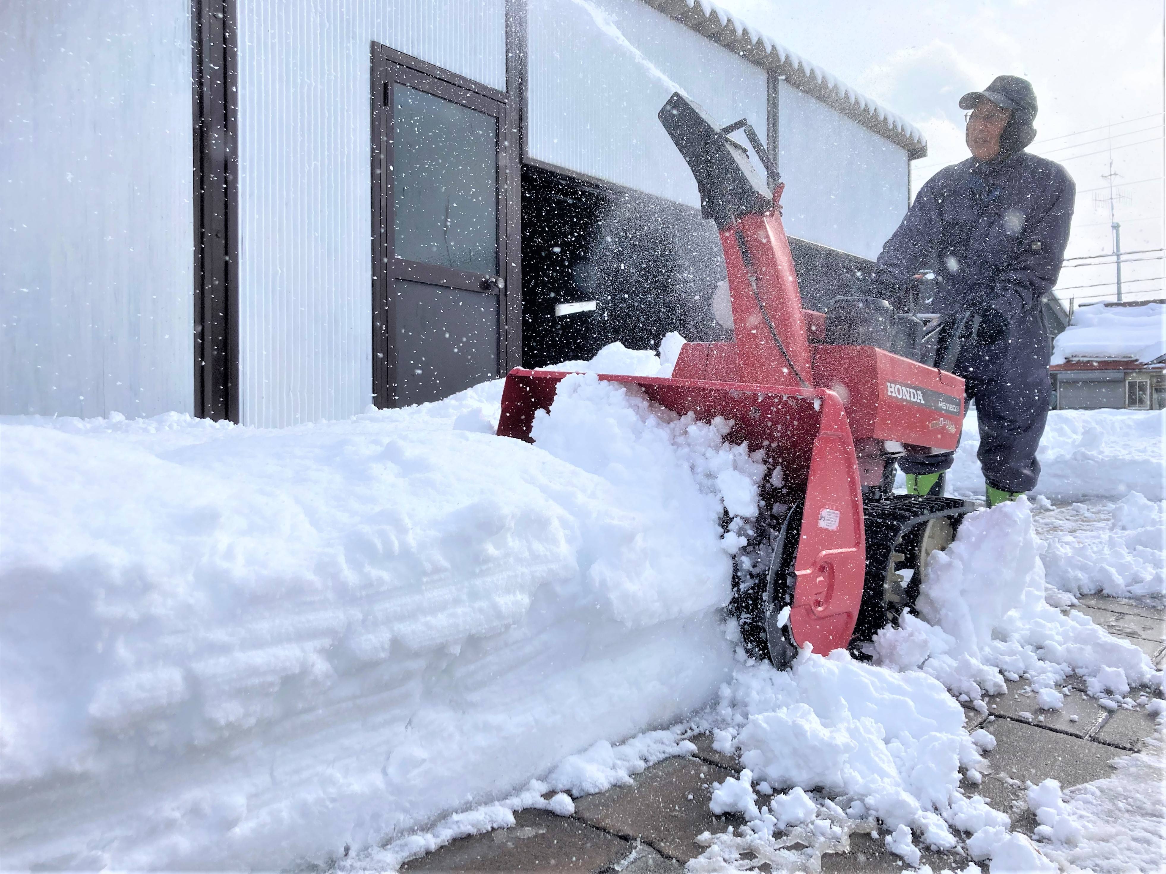 北海道で記録的大雪 上川の朱鞠内で88センチ 交通機関にも影響