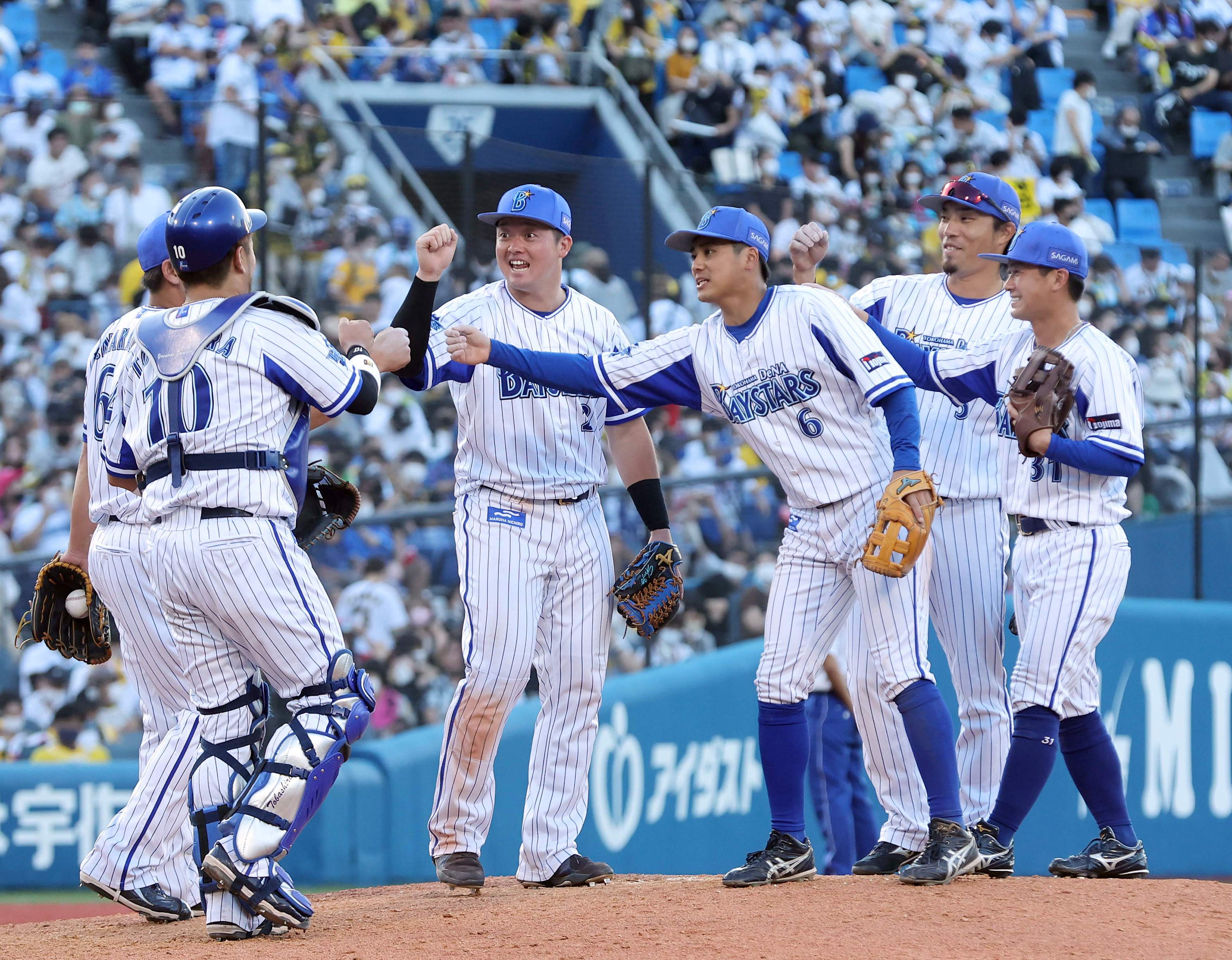 ｄｅｎａ ハマスタ阪神戦８連勝 ２０１５年以来勝ち越しのなかった組み合わせ 虎キラー 三浦監督で覆した 1 2ページ サンスポ