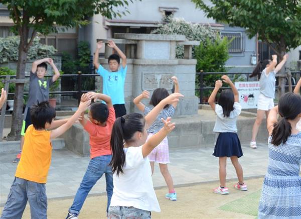 新発見のあのラジオ塔前でラジオ体操 子供たちに三文以上の得 知らなかった 大事にしたい 東大阪 大和公園 産経ニュース