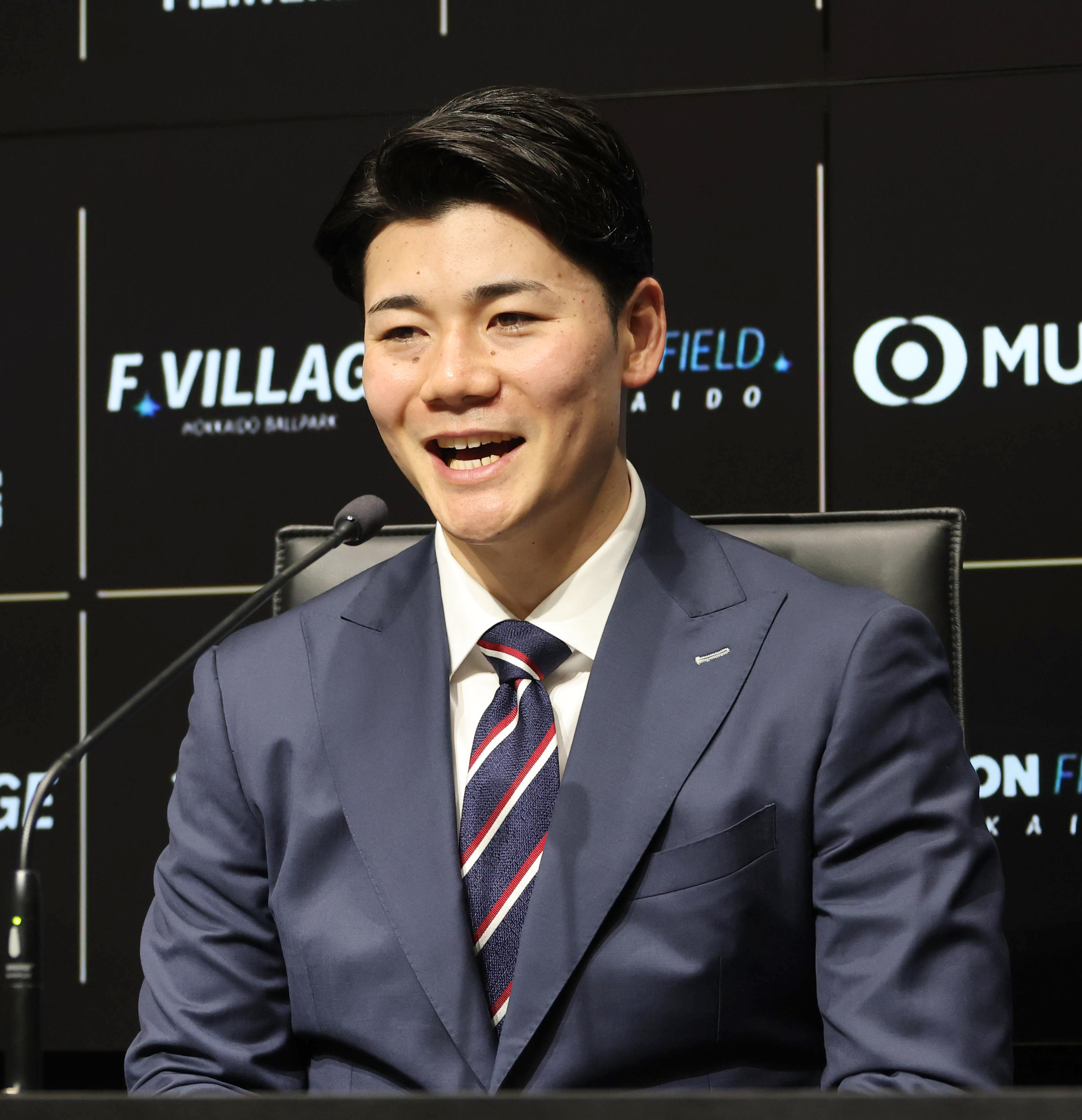 清宮 幸世