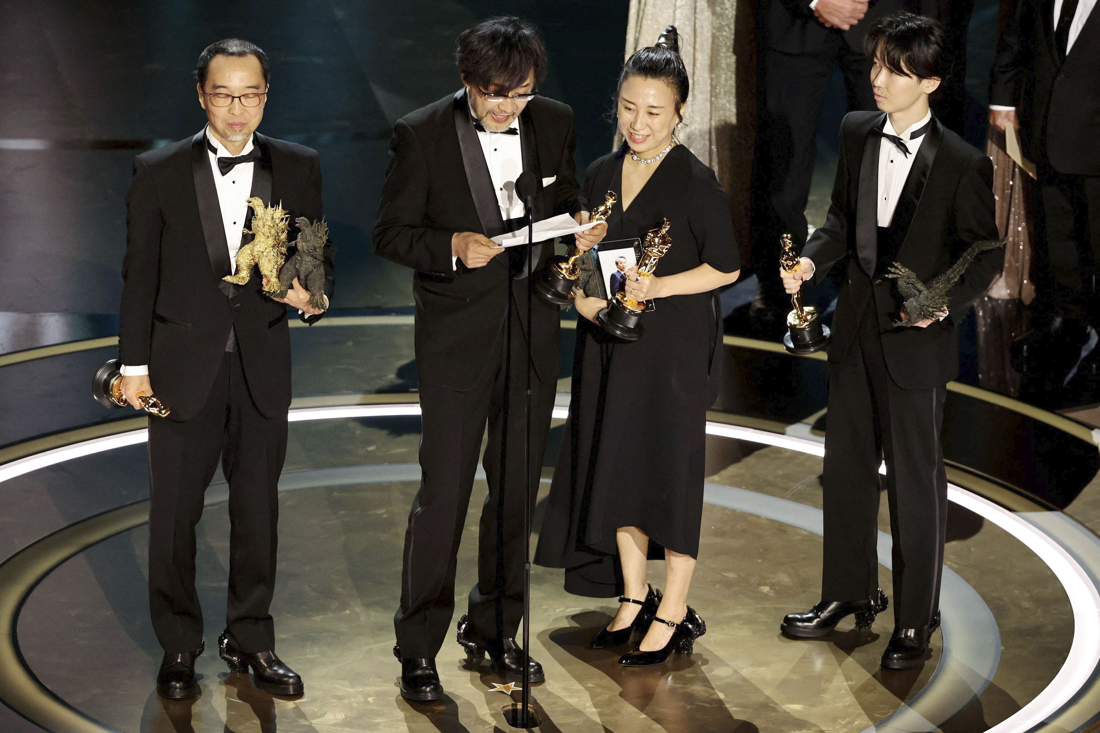誰にもチャンスがある証」と山崎貴監督が「ゴジラ―1・0」受賞