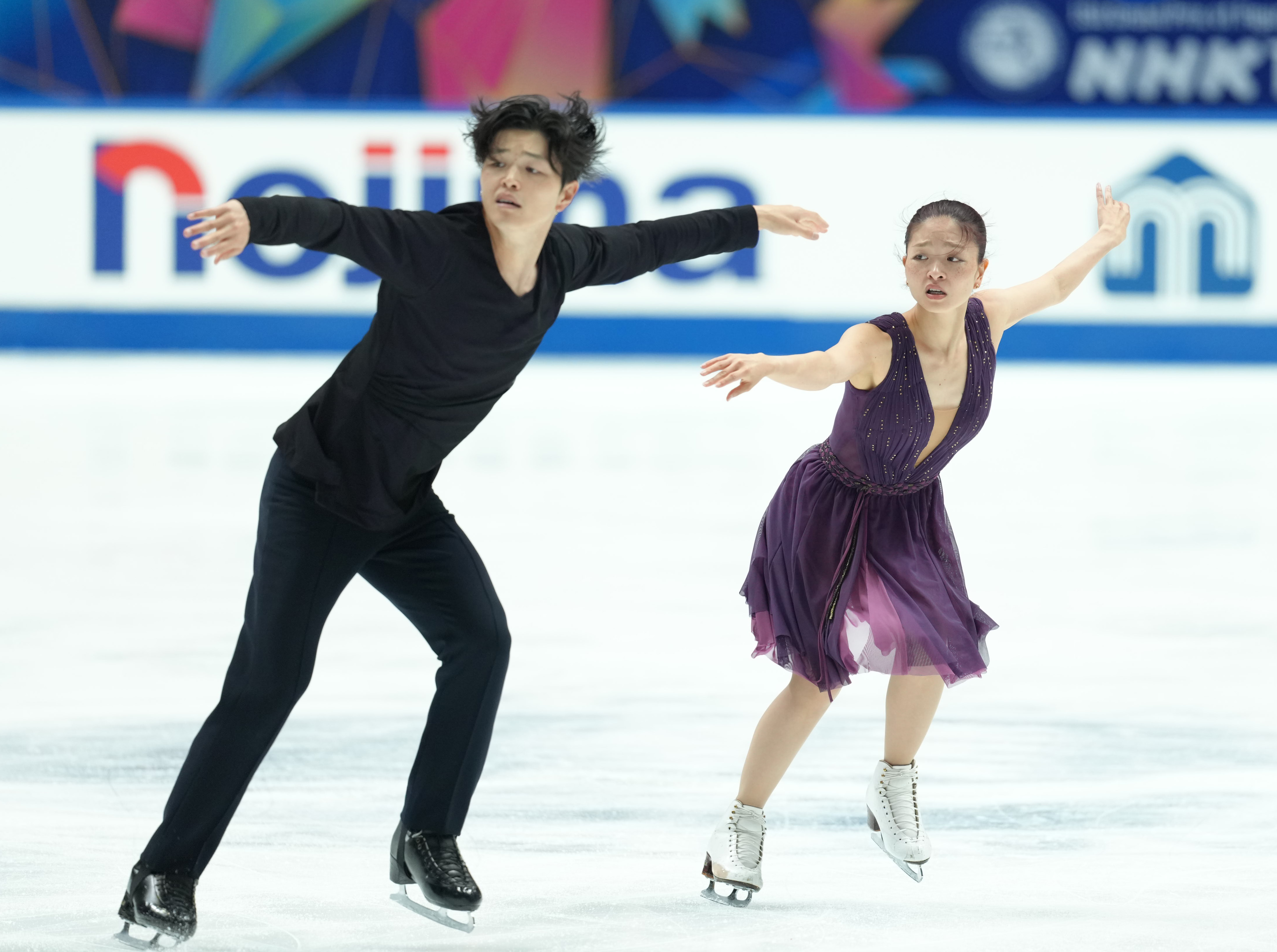 7年ぶりに動き出した氷上の物語 がん克服のアイスダンス、シブタニ兄妹